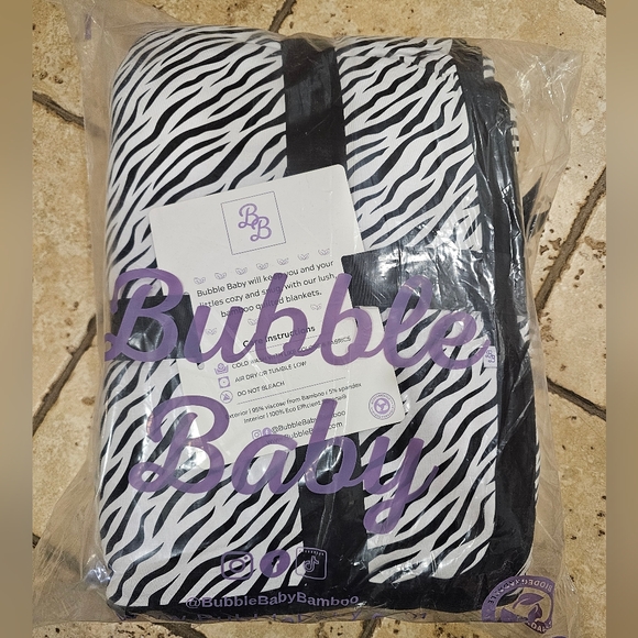 Bubble Baby Zebra Print Blanket Bamboo 85 X 65 Quilt NEW IN BAG